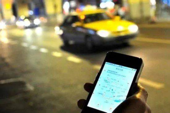 網(wǎng)約車行業(yè)規(guī)范再升級 海口發(fā)布風(fēng)險提示，違規(guī)經(jīng)營最低罰款1萬元