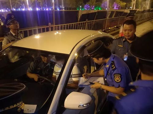 武漢規(guī)范出行市場 嚴(yán)查網(wǎng)約車證照 九月以來查處違規(guī)車51臺